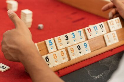 découvrez le concept de la cognition, ses mécanismes fascinants et son impact sur notre comportement au quotidien. plongez dans l'univers des processus mentaux et explorez les dernières recherches sur l'intelligence humaine.