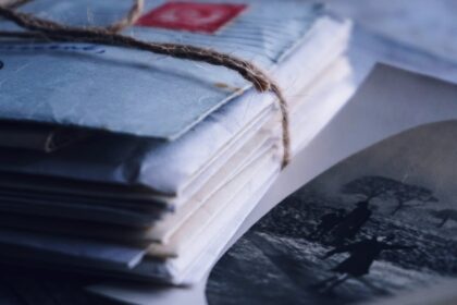 découvrez l'importance de la mémoire dans notre quotidien. explorez les différents types de mémoire, les techniques pour l'améliorer et comment elle influence notre apprentissage et nos souvenirs. plongez dans l'univers fascinant de la mémoire et ses impacts sur notre vie.