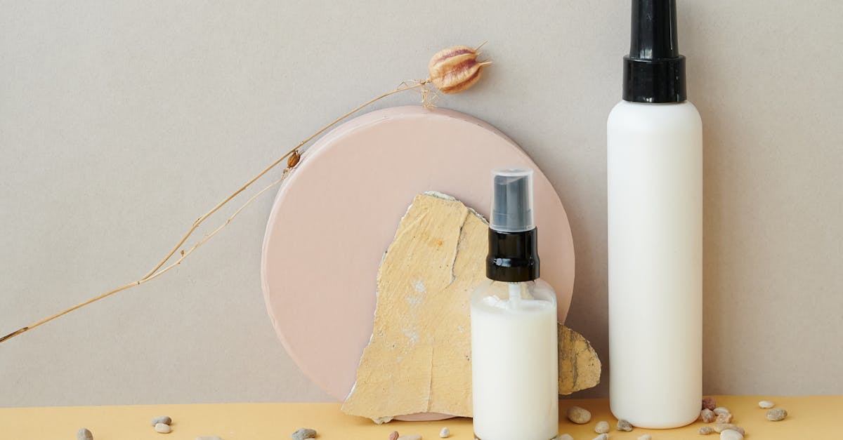 découvrez l'univers de la dermatologie esthétique, où la science rencontre la beauté. explorez nos traitements innovants pour améliorer votre peau, réduire les signes de l'âge et révéler votre éclat naturel. offrez-vous une expérience de soins personnalisés avec des experts en dermatologie esthétique.
