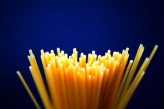 découvrez une sélection d'aliments essentiels pour une alimentation équilibrée et saine. explorez des produits nutritifs qui favorisent votre bien-être au quotidien.