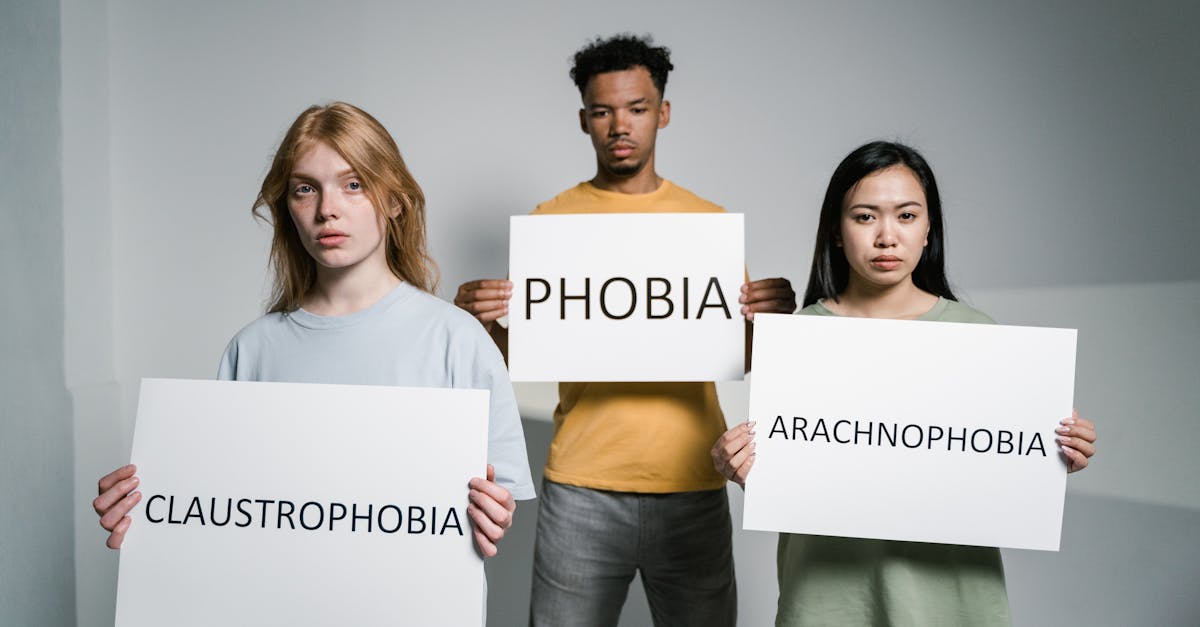 découvrez les troubles anxieux : leurs symptômes, causes et traitements. apprenez à mieux comprendre et gérer l'anxiété pour améliorer votre bien-être mental.