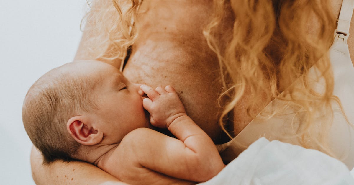 découvrez les bienfaits de l'allaitement maternel, des conseils pratiques pour débuter et des astuces pour surmonter les défis. apprenez comment nourrir votre bébé de manière naturelle et renforcer votre lien avec lui.
