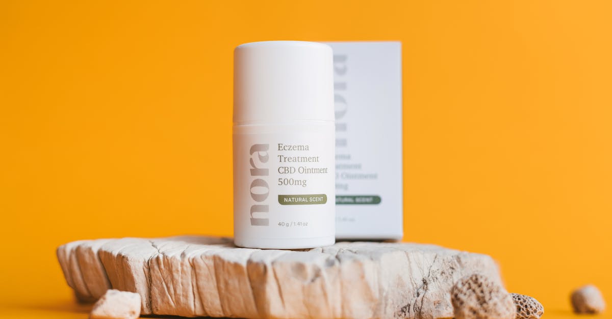 découvrez tout sur l'eczéma, ses causes, symptômes et traitements. apprenez comment gérer cette affection cutanée pour améliorer le confort de votre peau et retrouver un équilibre au quotidien.