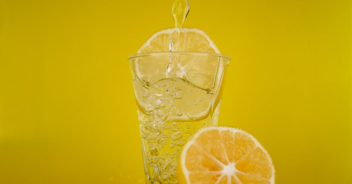 découvrez l'importance de l'hydratation pour votre santé et votre bien-être. apprenez des conseils pour rester hydraté tout au long de la journée, les bienfaits de l'eau et des boissons saines, ainsi que des astuces pour intégrer l'hydratation dans votre routine quotidienne.
