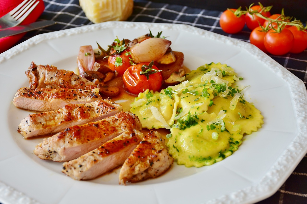 découvrez les bienfaits des régimes low-carb : une approche nutritionnelle qui réduit les glucides pour favoriser la perte de poids, améliorer la santé métabolique et augmenter l'énergie. apprenez à équilibrer votre alimentation tout en savourant des plats délicieux et variés.