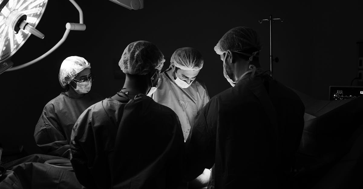la chirurgie mini-invasive est une technique moderne qui réduit les traumatismes, les douleurs et favorise une récupération rapide. découvrez les avantages de ces interventions moins invasives pour des résultats optimaux en un temps record.