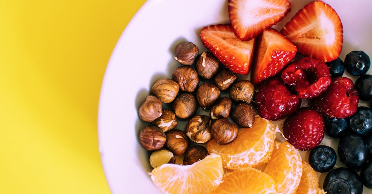 découvrez les principes essentiels de la nutrition pour une alimentation équilibrée et saine. apprenez à mieux choisir vos aliments, à équilibrer vos repas et à adopter des habitudes alimentaires bénéfiques pour votre santé au quotidien.