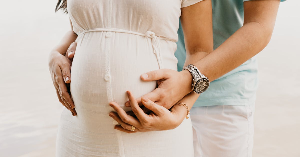découvrez tout ce qu'il faut savoir sur la grossesse : du suivi médical aux conseils bien-être, en passant par les étapes clés et les préparatifs pour accueillir votre bébé. naviguez dans cet univers fascinant et préparez-vous à ce nouveau chapitre de votre vie.