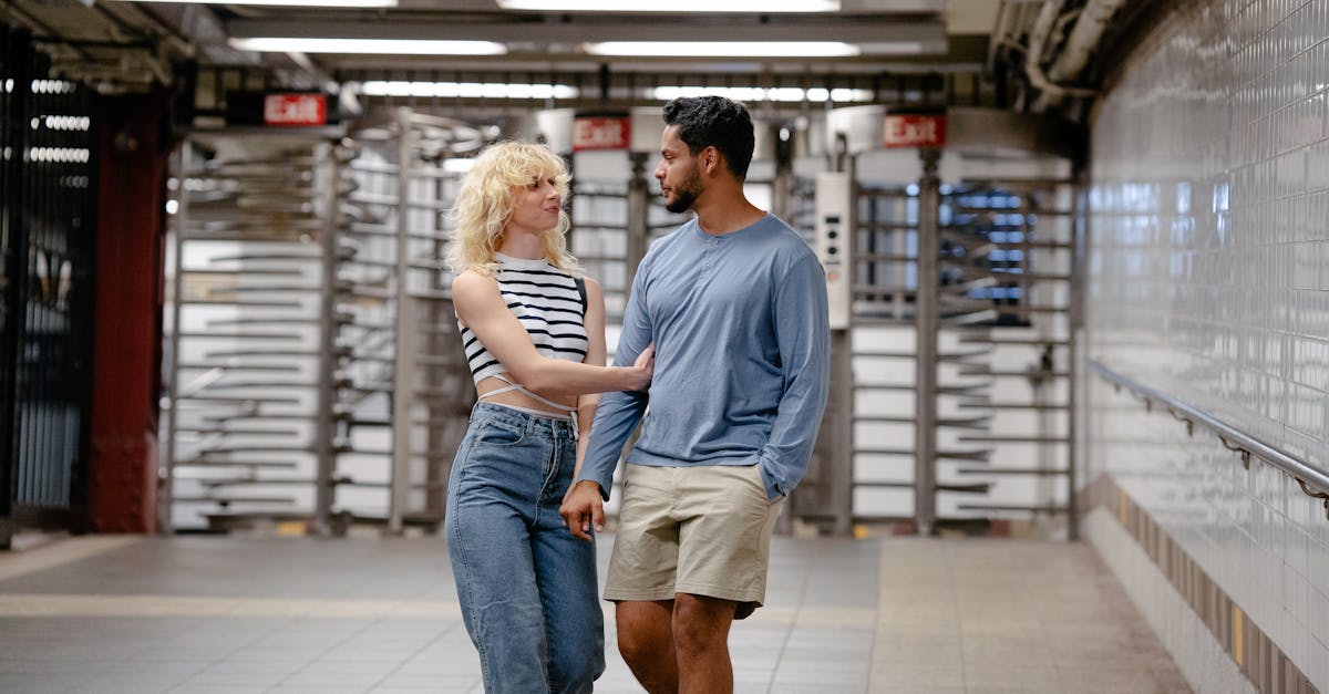 découvrez les signes révélateurs d'une relation toxique et apprenez à identifier les comportements nuisibles qui peuvent affecter votre bien-être. informez-vous pour mieux protéger vos émotions et instaurer des relations saines.
