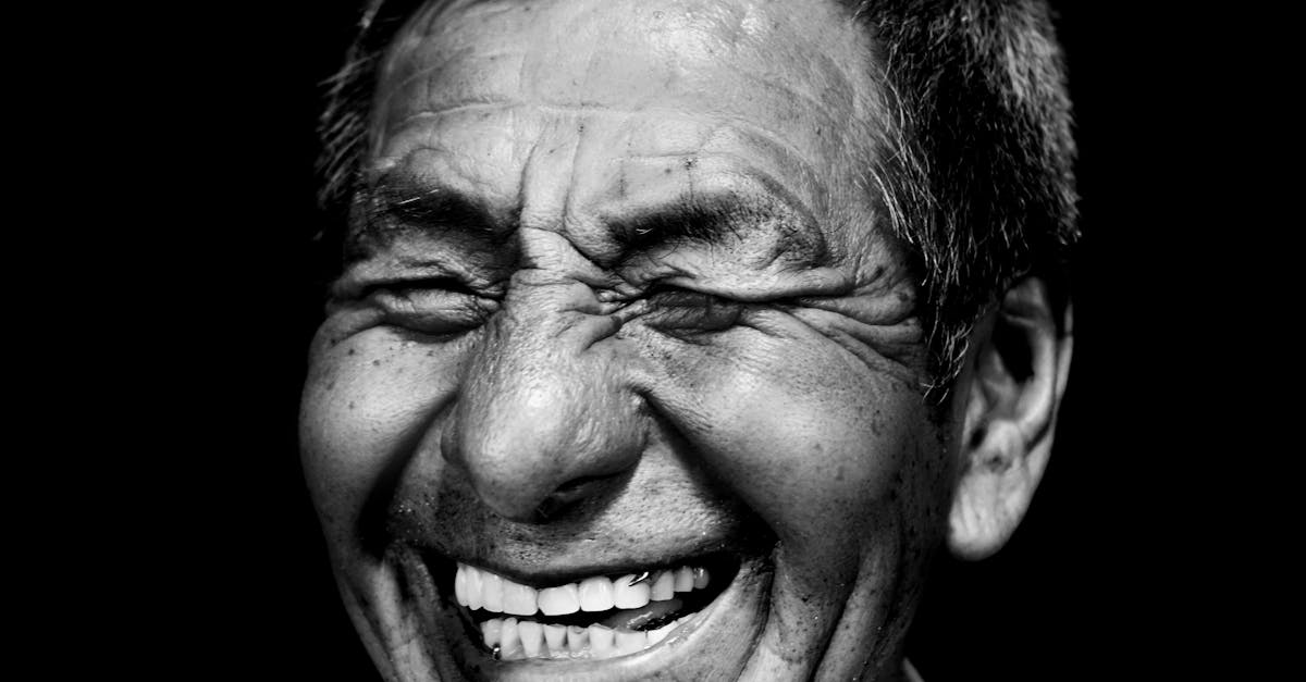 découvrez les causes, symptômes et solutions efficaces pour soulager la douleur des dents de sagesse. apprenez à gérer l'inconfort et à prendre soin de votre santé bucco-dentaire.