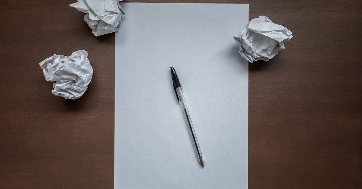 découvrez des astuces efficaces pour surmonter le blocage de l'écrivain. transformer l'insécurité créative en inspiration grâce à des techniques éprouvées et des conseils pratiques.