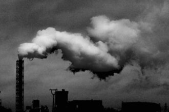 découvrez l'importance de la qualité de l'air pour votre santé et l'environnement. apprenez comment mesurer et améliorer l'air que vous respirez pour un avenir plus sain.