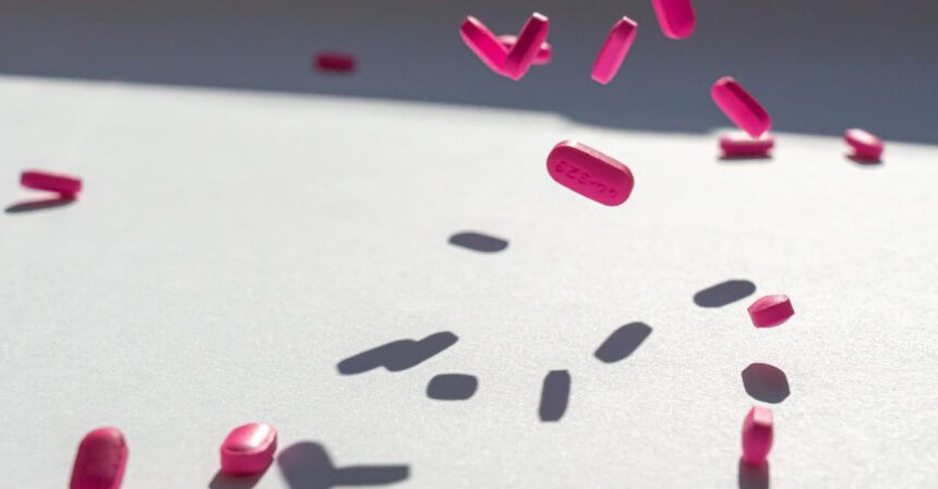 découvrez tout ce que vous devez savoir sur les antihistaminiques : comment ils fonctionnent, leurs types, leurs usages dans le traitement des allergies et de l'asthme, ainsi que les effets secondaires potentiels. informez-vous pour mieux gérer vos symptômes allergiques.