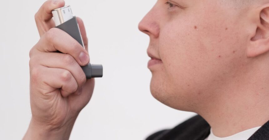 découvrez tout ce qu'il faut savoir sur l'asthme : ses symptômes, causes, traitements et conseils pour mieux vivre avec cette maladie respiratoire. informez-vous sur les stratégies de gestion et les avancées médicales pour améliorer votre qualité de vie.