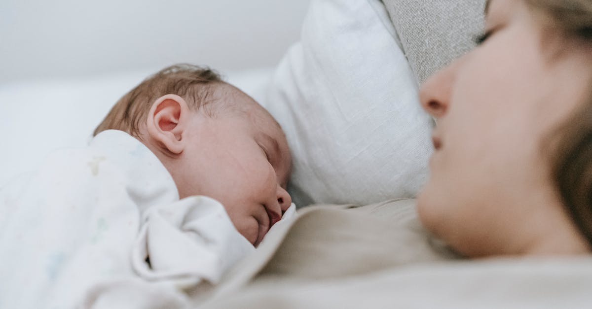 découvrez des conseils pratiques pour améliorer le sommeil de votre bébé. apprenez des techniques efficaces pour apaiser votre enfant et favoriser des nuits tranquilles, afin que toute la famille puisse profiter d'un sommeil réparateur.
