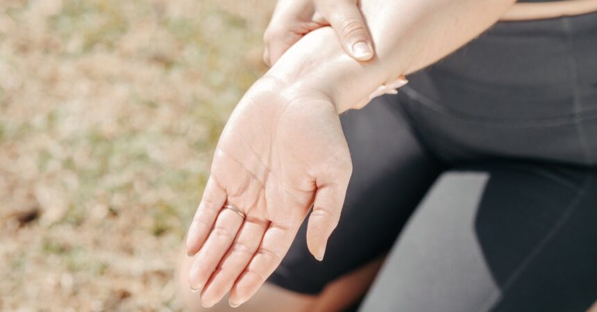 découvrez nos conseils essentiels pour prévenir le mal de dos et améliorer votre bien-être. apprenez les meilleures pratiques et exercices pour maintenir une colonne vertébrale en bonne santé et éviter les douleurs dorsales.