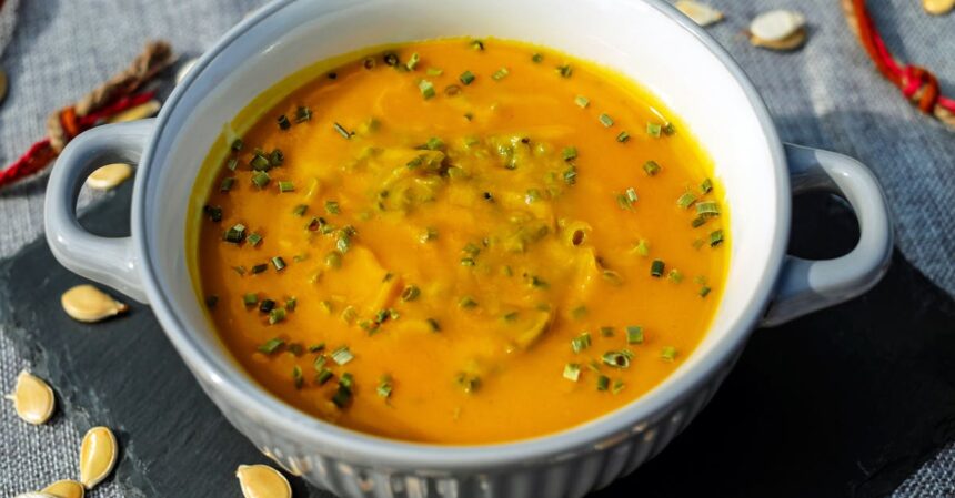 découvrez l'univers du broth, un bouillon nourrissant riche en saveurs et en bienfaits pour la santé. apprenez comment préparer ce précieux élixir facilement chez vous et explorez ses avantages pour une alimentation équilibrée.