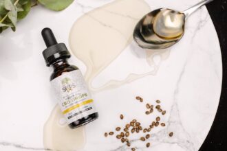 découvrez les bienfaits de l'huile de cbd : une solution naturelle pour apaiser stress et douleurs. explorez notre sélection d'huiles de haute qualité, 100% bio, et profitez d'un bien-être optimal grâce à la puissance du cannabidiol.