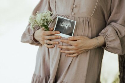 découvrez tout sur l'accouchement : conseils, méthodes, préparatifs et informations essentielles pour vivre cette étape unique de la vie avec sérénité et confiance.
