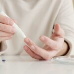 découvrez tout ce que vous devez savoir sur les maladies chroniques : causes, symptômes, traitements et conseils pour mieux vivre au quotidien. informez-vous et restez en bonne santé.