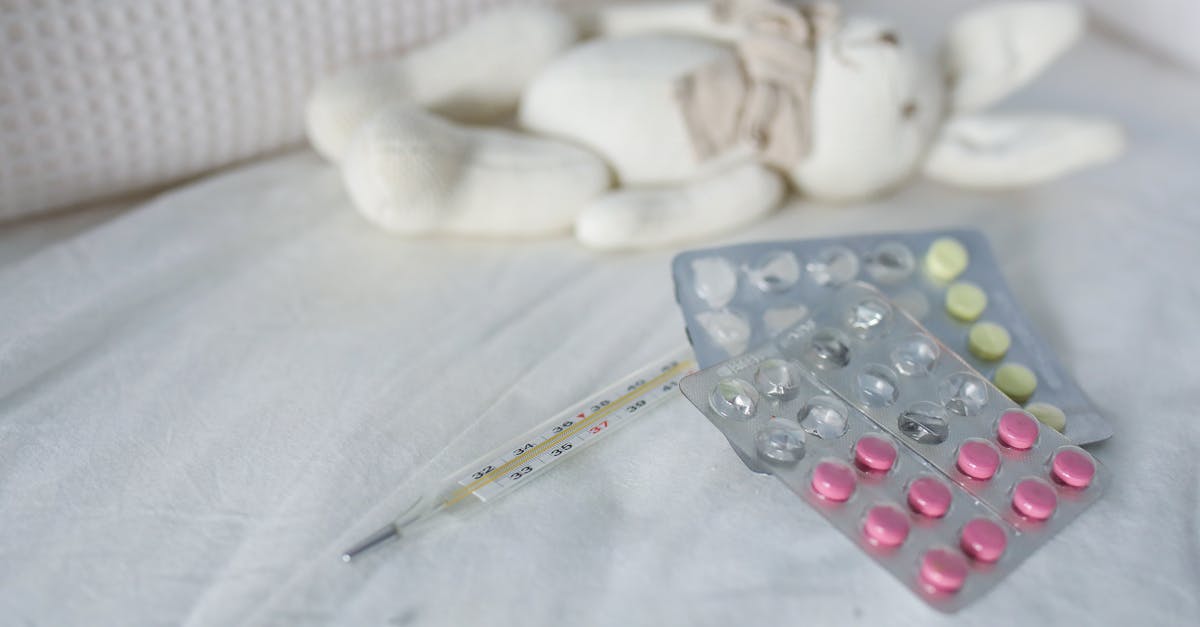 découvrez les meilleurs traitements pour les boutons de fièvre. apprenez comment soulager rapidement les symptômes et favoriser une guérison efficace grâce à nos conseils et recommandations.