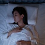 découvrez les bienfaits d'un sommeil profond pour revitaliser votre corps et votre esprit. apprenez des techniques simples et efficaces pour améliorer la qualité de votre sommeil et profiter d'une nuit réparatrice.