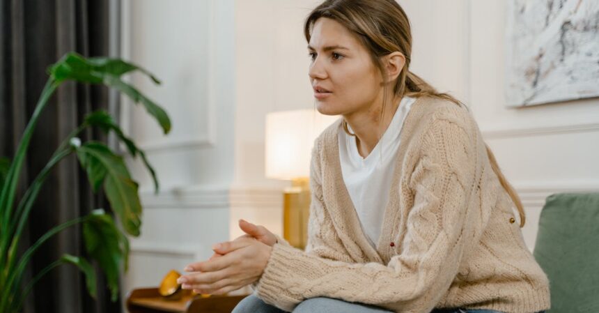 découvrez des informations essentielles sur la violence domestique, ses conséquences, les signes à reconnaître et les ressources disponibles pour aider les victimes à retrouver sécurité et soutien. informez-vous pour mieux comprendre ce problème sociétal et comment agir.