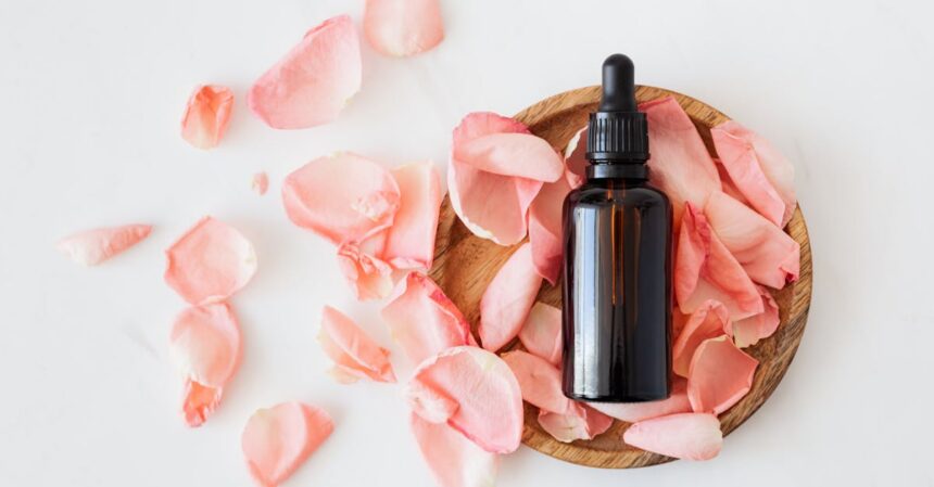 découvrez les bienfaits des huiles essentielles pour le bien-être et la santé. apprenez comment les utiliser en aromathérapie, pour la relaxation, ou en soins de beauté. transformez votre quotidien avec ces trésors de la nature!