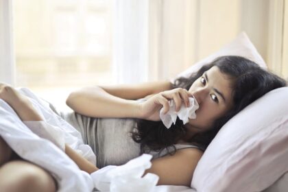 découvrez tout ce qu'il faut savoir sur la fièvre : causes, symptômes, traitements et conseils pour gérer cette réponse naturelle du corps. informez-vous pour mieux comprendre et soulager la fièvre chez les enfants et les adultes.