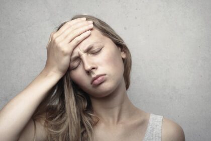 découvrez tout ce que vous devez savoir sur la fièvre : causes, symptômes, traitements et conseils pour gérer cet état courant. informez-vous sur les types de fièvre et quand consulter un médecin.