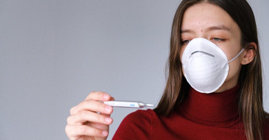 découvrez tout sur la fièvre : causes, symptômes, traitements et conseils pour gérer cet état de santé courant. informez-vous sur les signes à surveiller et quand consulter un médecin.