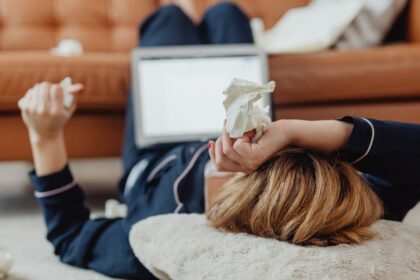 découvrez les symptômes ressemblant à ceux de la grippe, leurs causes possibles et les conseils pour soulager votre inconfort. informez-vous sur les meilleures pratiques pour prévenir et traiter ces symptômes fréquents.