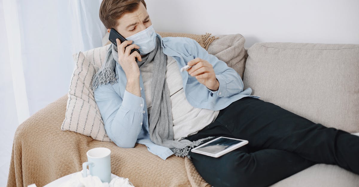 découvrez les symptômes de la grippe : fièvre, toux, courbatures et fatigue. informez-vous sur les signes à surveiller et les conseils pour soulager votre état et favoriser votre rétablissement.