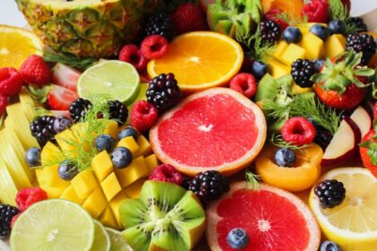 découvrez l'univers coloré et savoureux des fruits ! riches en vitamines et antioxydants, ils sont essentiels pour une alimentation équilibrée. explorez nos conseils pour les choisir, les conserver et les déguster dans des recettes variées.