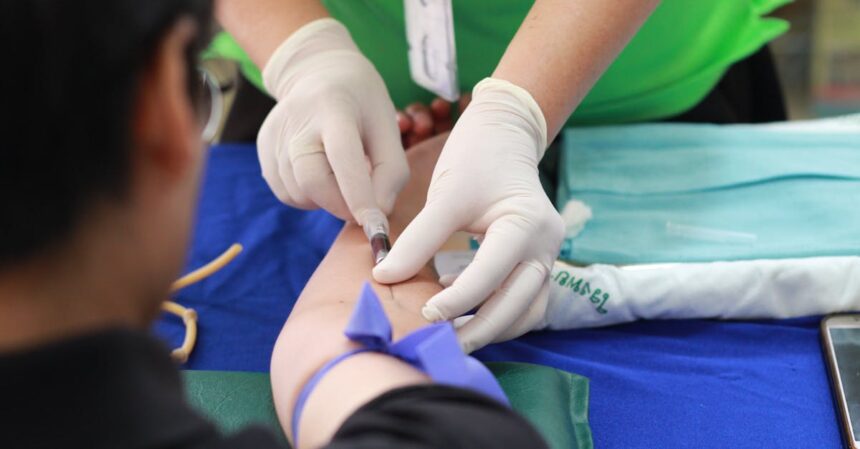 découvrez notre centre de santé dédié à votre bien-être. nous proposons une large gamme de services médicaux et de soins préventifs pour toute la famille. votre santé, notre priorité.