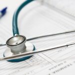 découvrez notre hôpital moderne dédié à votre santé. nous offrons des soins médicaux de qualité, des spécialistes disponibles et une approche humaine pour répondre à tous vos besoins médicaux.