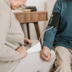 découvrez tout ce que vous devez savoir sur l'hypertension : causes, symptômes, traitements et conseils pour mieux gérer cette condition. informez-vous sur les risques associés et adoptez un mode de vie sain pour préserver votre santé cardiovasculaire.