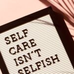 découvrez des informations essentielles et des conseils pratiques sur la santé mentale. apprenez à mieux comprendre et gérer votre bien-être émotionnel, à surmonter le stress et à cultiver un esprit sain pour mener une vie épanouissante.