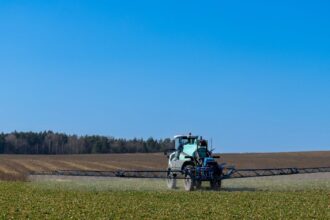 découvrez les bienfaits de l'irrigation nasale pour améliorer votre respiration et soulager les allergies. apprenez les techniques efficaces et les conseils pratiques pour une utilisation optimale de cette méthode naturelle.