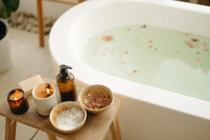 découvrez des remèdes naturels pour améliorer votre bien-être. apprenez des astuces simples et efficaces à base de plantes, d'huiles essentielles et d'autres ingrédients naturels pour soulager divers maux et favoriser une santé optimale.