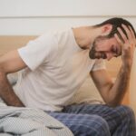 découvrez les causes, les symptômes et les traitements de la fièvre persistante. informez-vous sur les facteurs sous-jacents et quand consulter un professionnel de santé pour un diagnostic approprié.