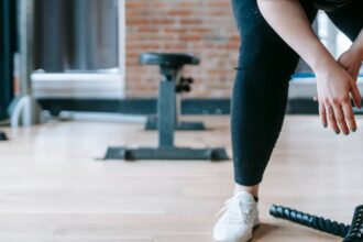 découvrez tout ce que vous devez savoir sur la perspiration : ses causes, son rôle dans le corps, et des conseils pour gérer les problèmes liés à la transpiration excessive. explorez les solutions pratiques pour rester à l'aise dans toutes les situations.