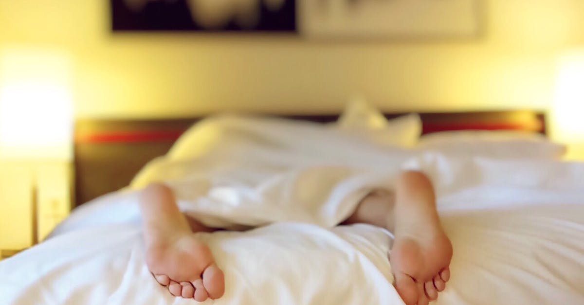 découvrez les causes, symptômes et traitements de la fatigue post-virale, une condition qui affecte de nombreuses personnes après une infection virale. apprenez à gérer et à soulager cette fatigue persistante pour retrouver votre vitalité.