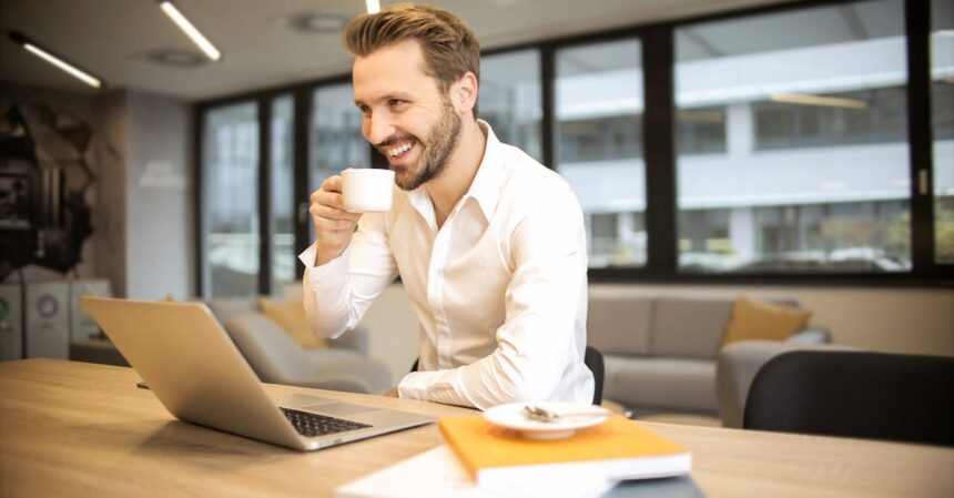 découvrez tout ce que vous devez savoir sur la toux productive : causes, symptômes, traitements et conseils pour soulager votre inconfort tout en favorisant une meilleure santé respiratoire.
