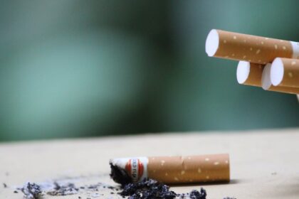 découvrez l'importance de la fréquence respiratoire pour la santé. apprenez comment elle est mesurée, son rôle dans le diagnostic de différentes maladies et des conseils pour maintenir un rythme respiratoire optimal.