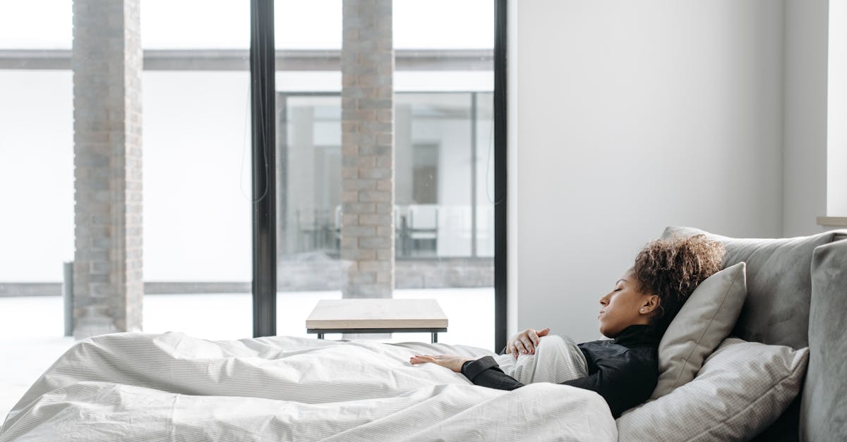 découvrez les bienfaits du sommeil réparateur pour votre santé. apprenez comment améliorer la qualité de votre sommeil afin de favoriser la récupération physique et mentale, réduire le stress et optimiser votre bien-être général.
