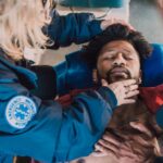 découvrez les techniques essentielles et les protocoles de réanimation pour sauver des vies en cas d'urgence médicale. apprenez les gestes qui sauvent et les meilleures pratiques en matière de réanimation, que ce soit pour les professionnels de la santé ou le grand public.