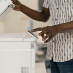 découvrez tout ce que vous devez savoir sur les scanners : types, fonctionnement, applications et conseils d'achat pour choisir l'appareil qui répond le mieux à vos besoins.