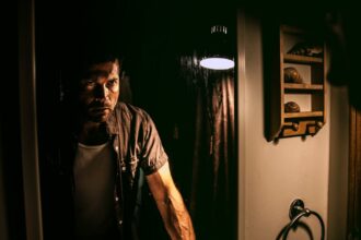 découvrez tout sur la schizophrénie, un trouble mental complexe qui affecte la pensée, les émotions et le comportement. explorez les symptômes, les causes, les traitements et les conseils pour mieux comprendre cette condition et soutenir ceux qui en souffrent.