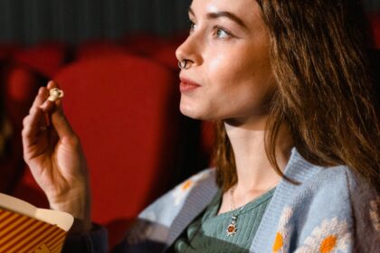découvrez le processus de screening, une méthode essentielle pour détecter précocement des maladies ou des anomalies. informez-vous sur les différentes techniques, leur importance pour la santé publique et comment elles peuvent contribuer à une meilleure prévention.